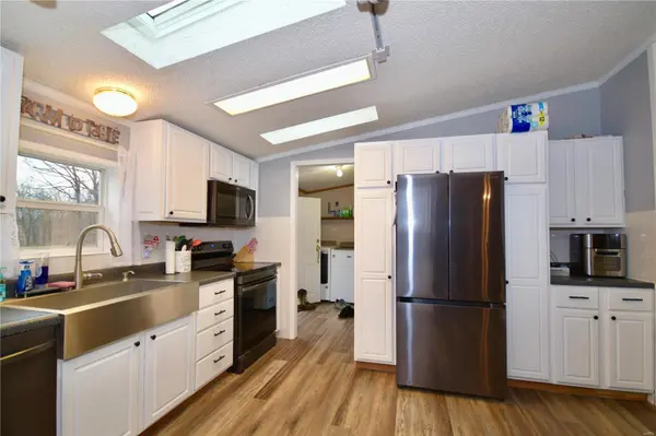 14429 State Highway F, Potosi, MO 63664