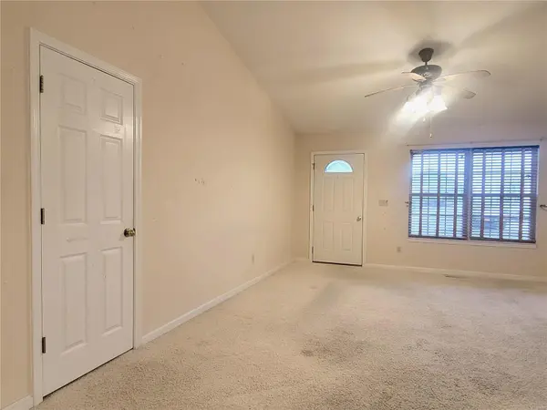 4151 Jane LN, Washington, MO 63090