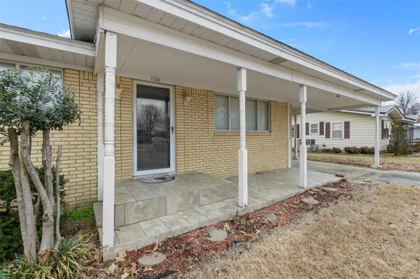 1104 David DR, Kennett, MO 63857