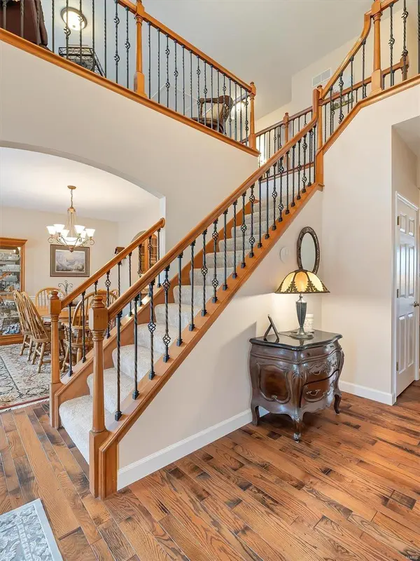 245 Romaine Spring View, Fenton, MO 63026