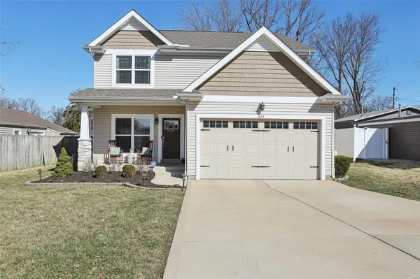 823 Cherry ST, St Louis, MO 63122