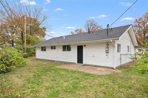 8356 Midwood AVE, St Louis, MO 63134