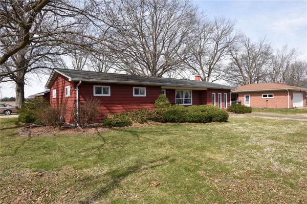 425 Filmore ST, Worden, IL 62097