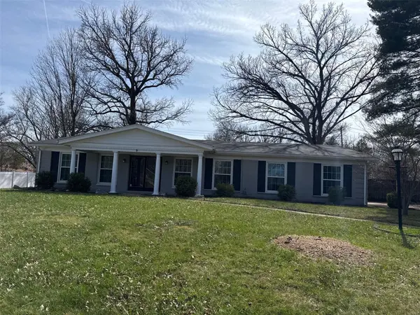 6450 Killbrock DR, Florissant, MO 63033
