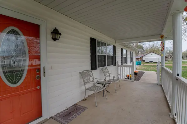 505 W Fourth ST, Belle, MO 65013