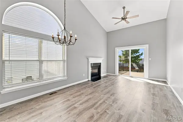 306 Tyndale DR, O'fallon, MO 63366