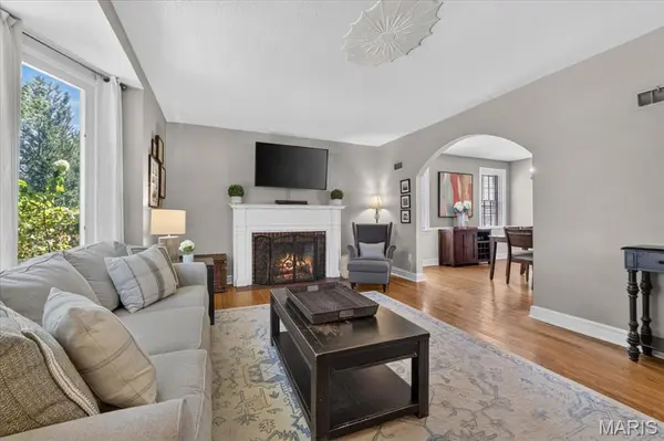 7448 Tulane AVE, St Louis, MO 63130