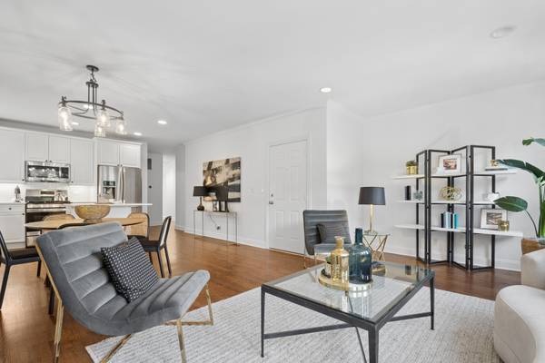 2147 W Rice ST #2E, Chicago, IL 60622