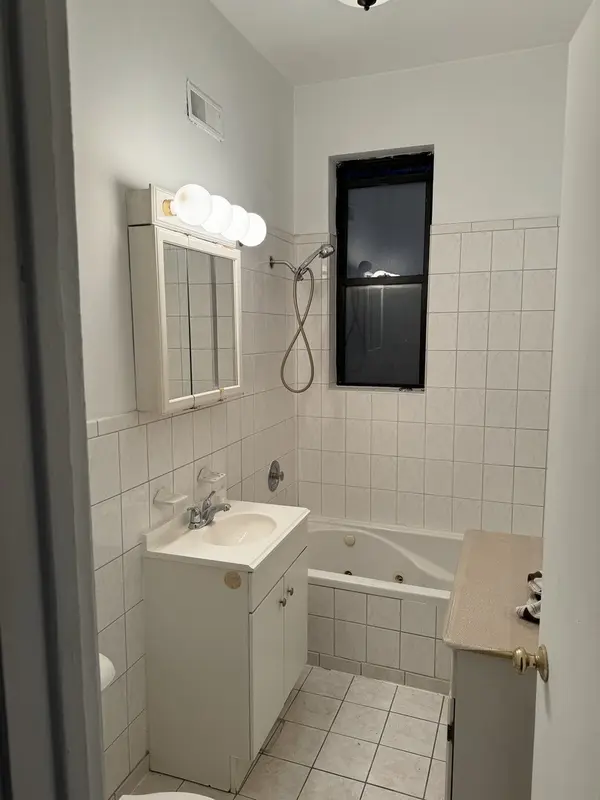 1013 N Western AVE #2F, Chicago, IL 60622