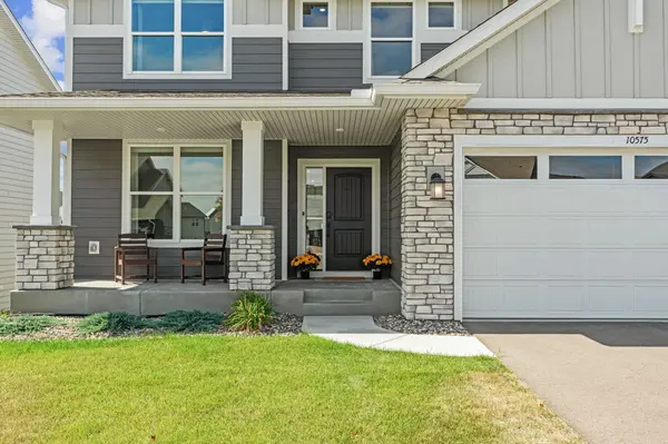 10575 Kingsview LN N, Maple Grove, MN 55369