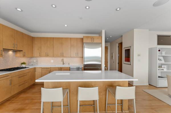 3209 Galleria #1003, Edina, MN 55435