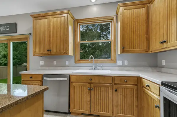 1210 Millstone CT, Saint Cloud, MN 56303