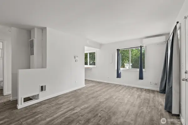 9701 Hipkins RD SW, Lakewood, WA 98498