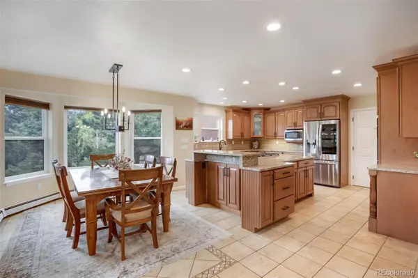 2100 Elk RDG, Divide, CO 80814