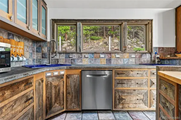 4620 Hilltop RD, Evergreen, CO 80439