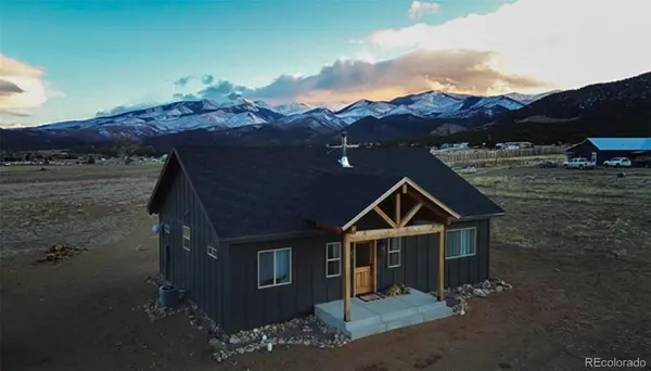 110 Triple J CT, Coaldale, CO 81233