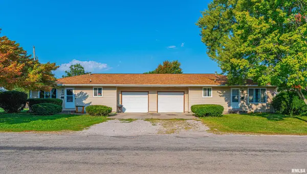 201 S MADISON ST, Lincoln, IL 62656