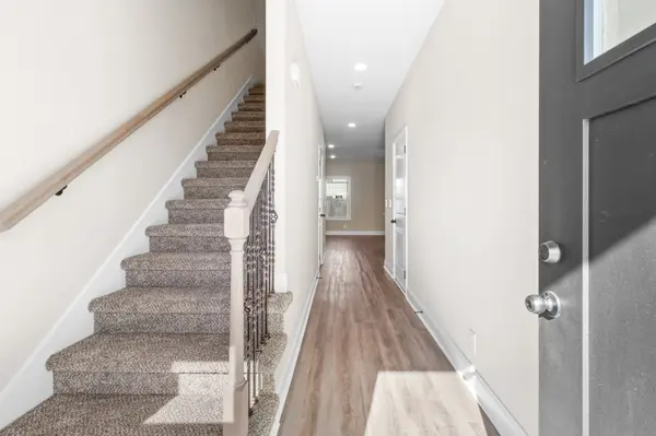 209 W Fallow Ct, Clarksville, TN 37040