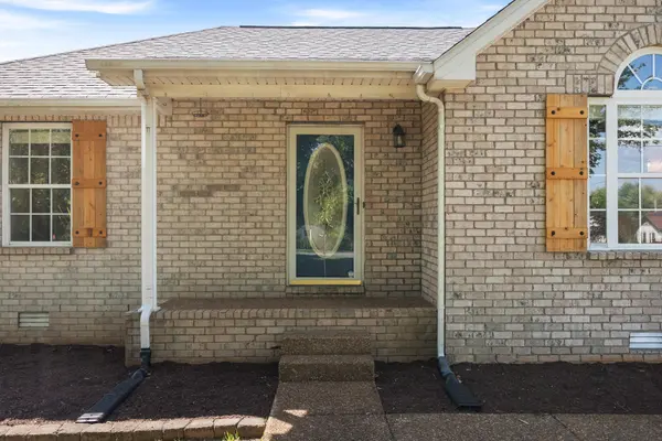214 Westland St, Portland, TN 37148