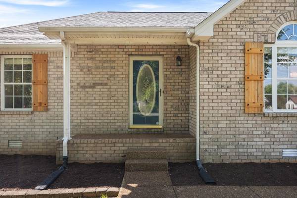 214 Westland St, Portland, TN 37148
