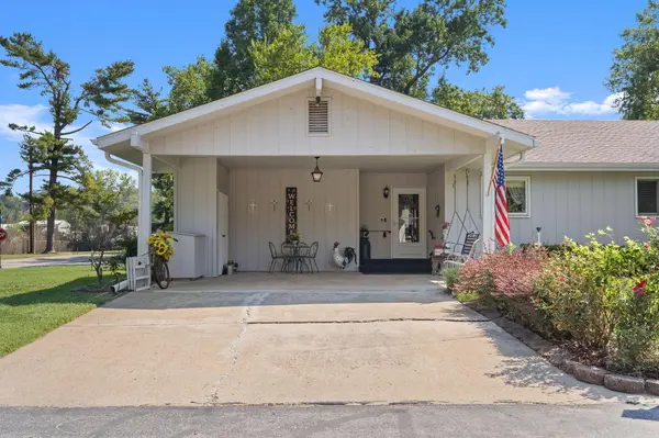 16 Ash CT, Branson, MO 65616