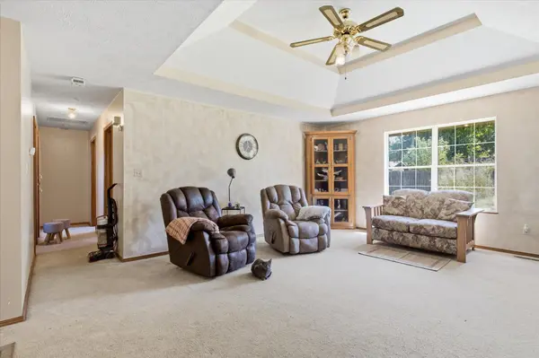 706 State Highway Ab, Willard, MO 65781