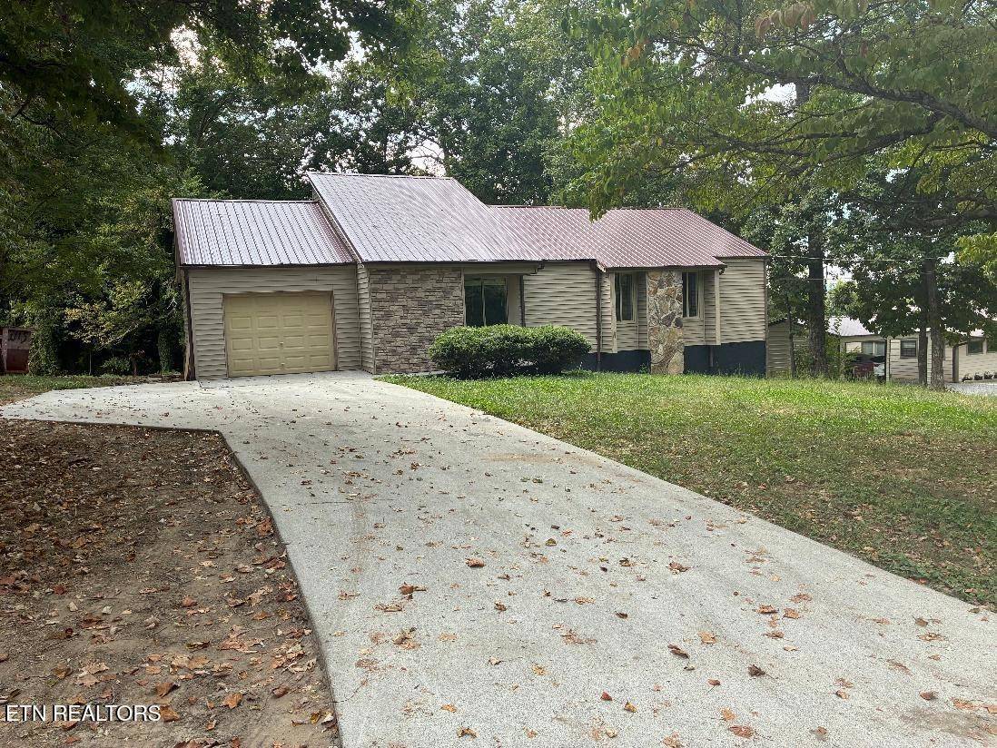 158 Tango Drive, Madisonville, TN 37354