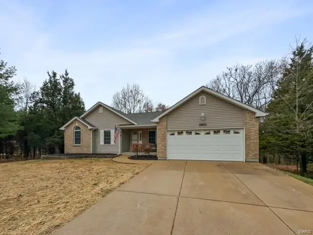 5953 Peachtree DR, Hillsboro, MO 63050