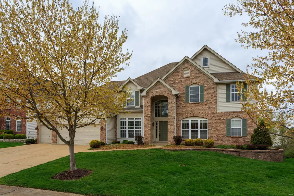 421 Blackwolf Run DR, Wildwood, MO 63040