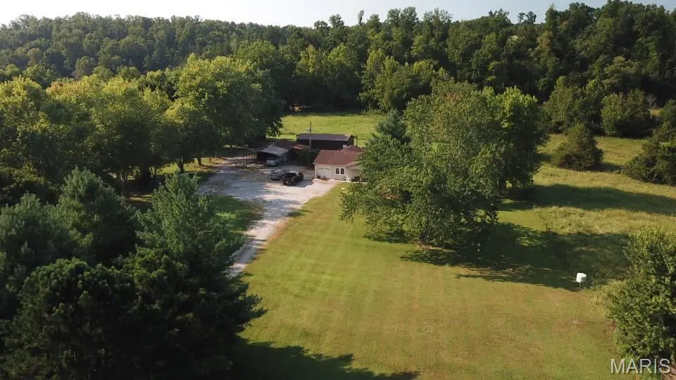 7254 Wayne Rt B, Piedmont, MO 63957