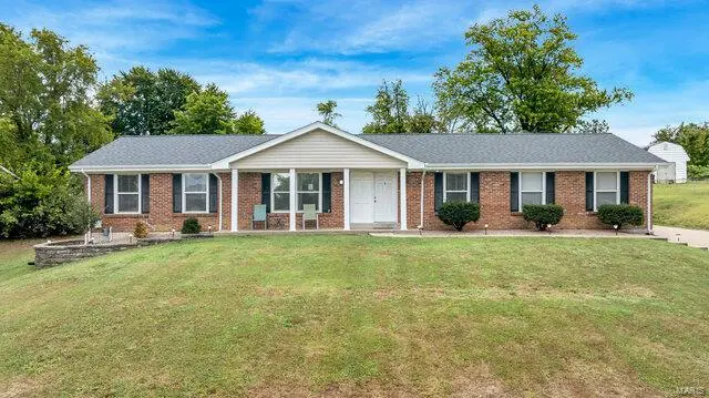 972 Motherhead RD, St Charles, MO 63304