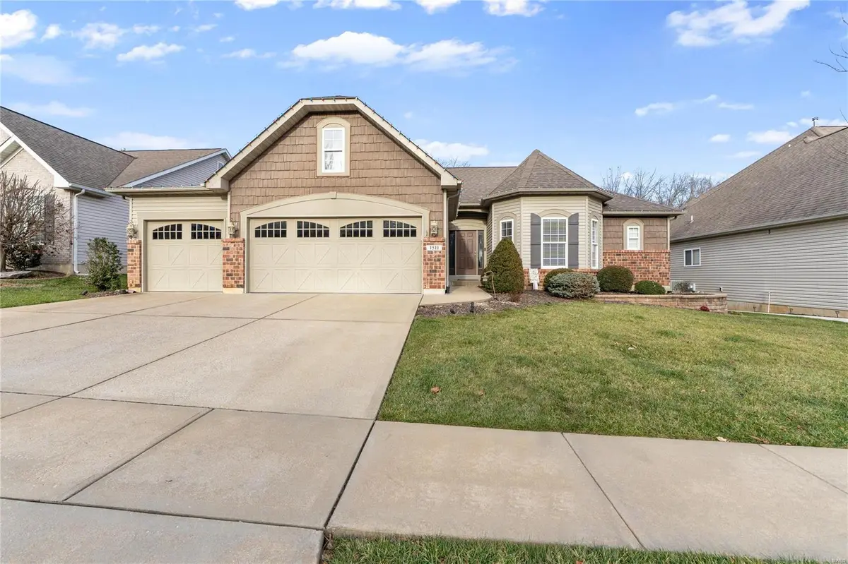 1511 Heritage Valley DR, High Ridge, MO 63049