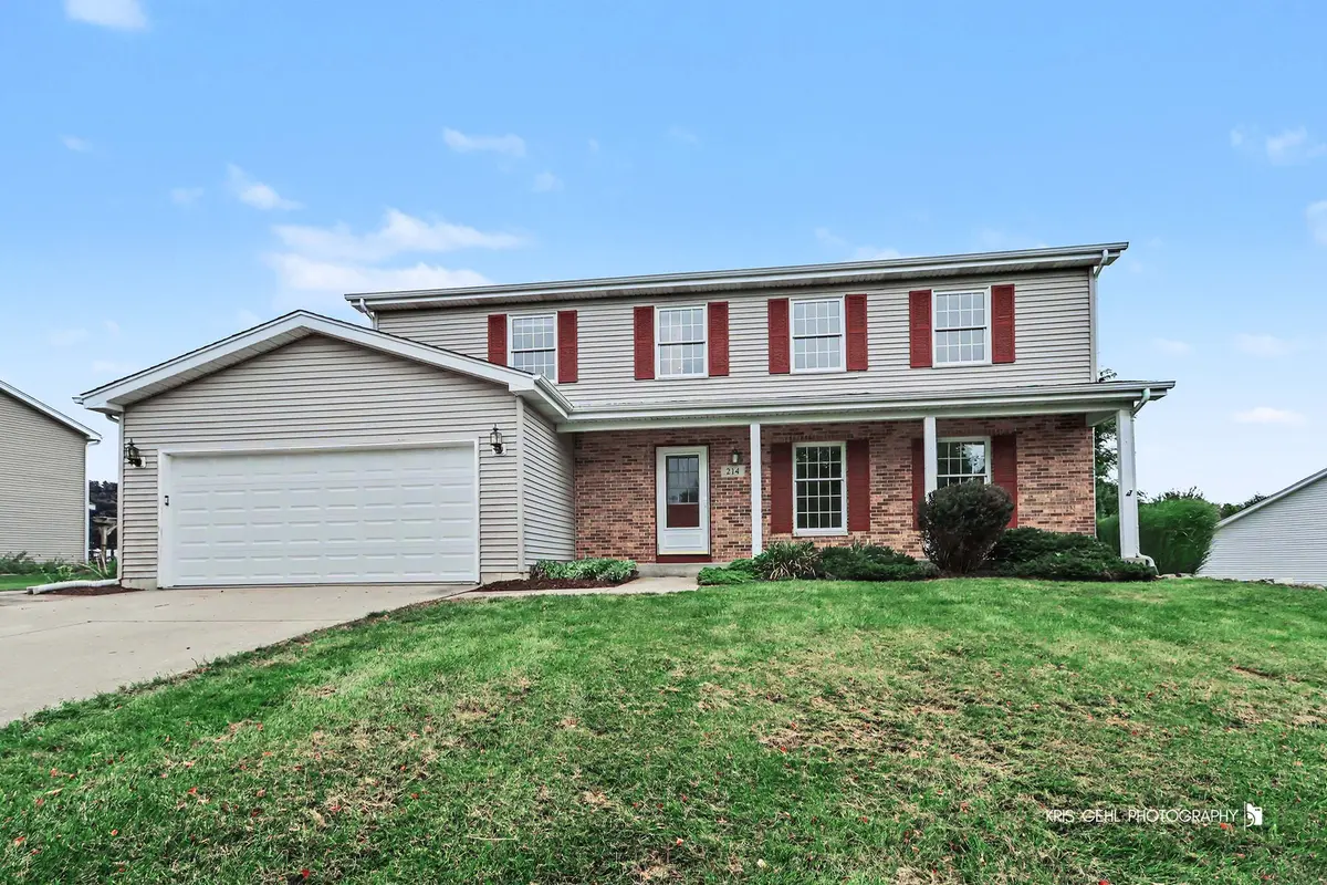 214 S Katie LN, Mchenry, IL 60050