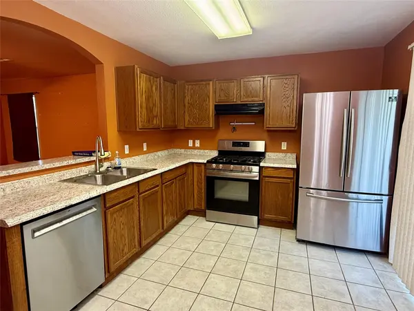 13100 Winecup Mallow TRL, Elgin, TX 78621