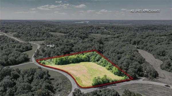 2605 N. Plummer Hill Road, Hardin, IL 62047