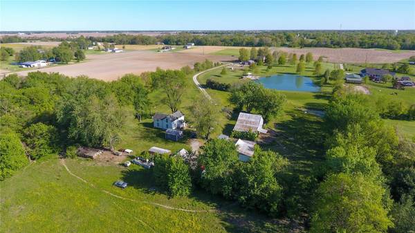 7901 Green Hedge RD, Edwardsville, IL 62025