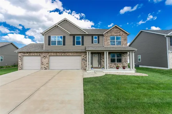 832 Tanzanite LN,  Mascoutah,  IL 62258