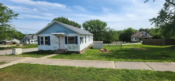 28 Lincoln,  Chester,  IL 62233