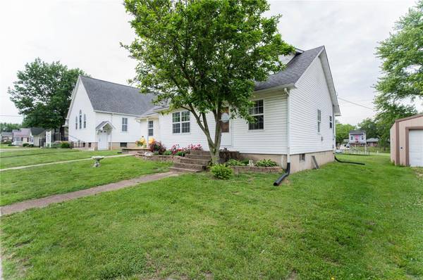 506 S Taylor AVE, Belle, MO 65013