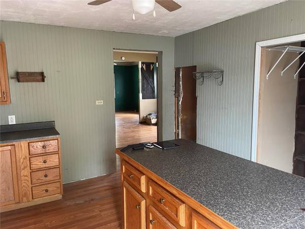 808 S 2nd ST, Gillespie, IL 62033