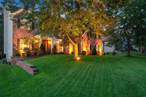 11717 Claychester DR, Des Peres, MO 63131
