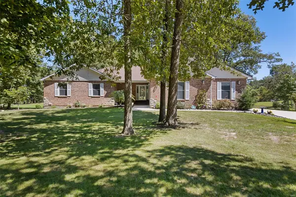 21264 Oak TRL, Warrenton, MO 63383