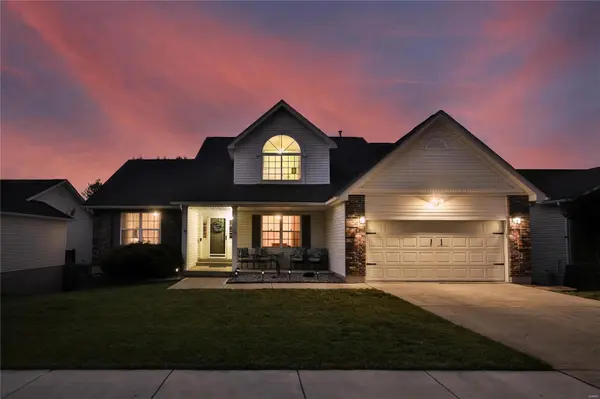 13237 Wintergreen Estates DR, Fenton, MO 63026