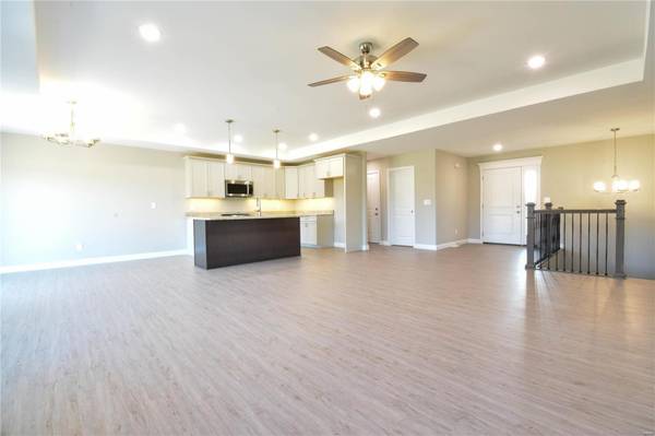 338 Golden Eye CT, Staunton, IL 62088