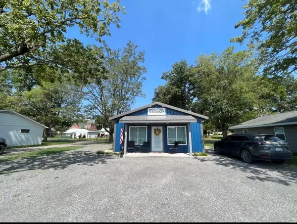 118 Mountain, Oran, MO 63771