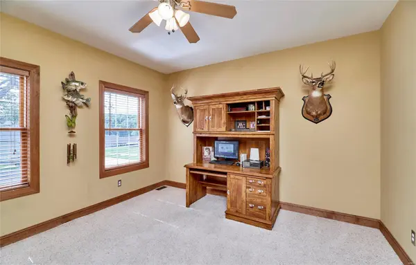 10935 Mahogany DR, Foristell, MO 63348