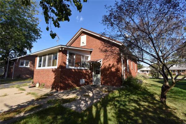 829 S State ST, Litchfield, IL 62056