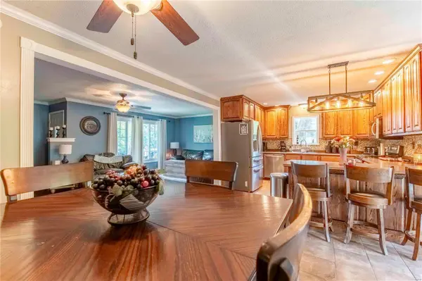 409 Luke ST, Clarksville, MO 63336