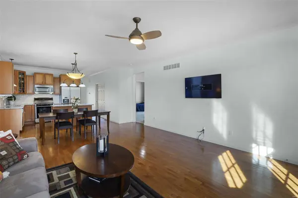 3405 W Lime Kiln, St Charles, MO 63301