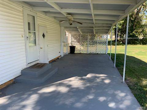 1102 Washington AVE, Staunton, IL 62088